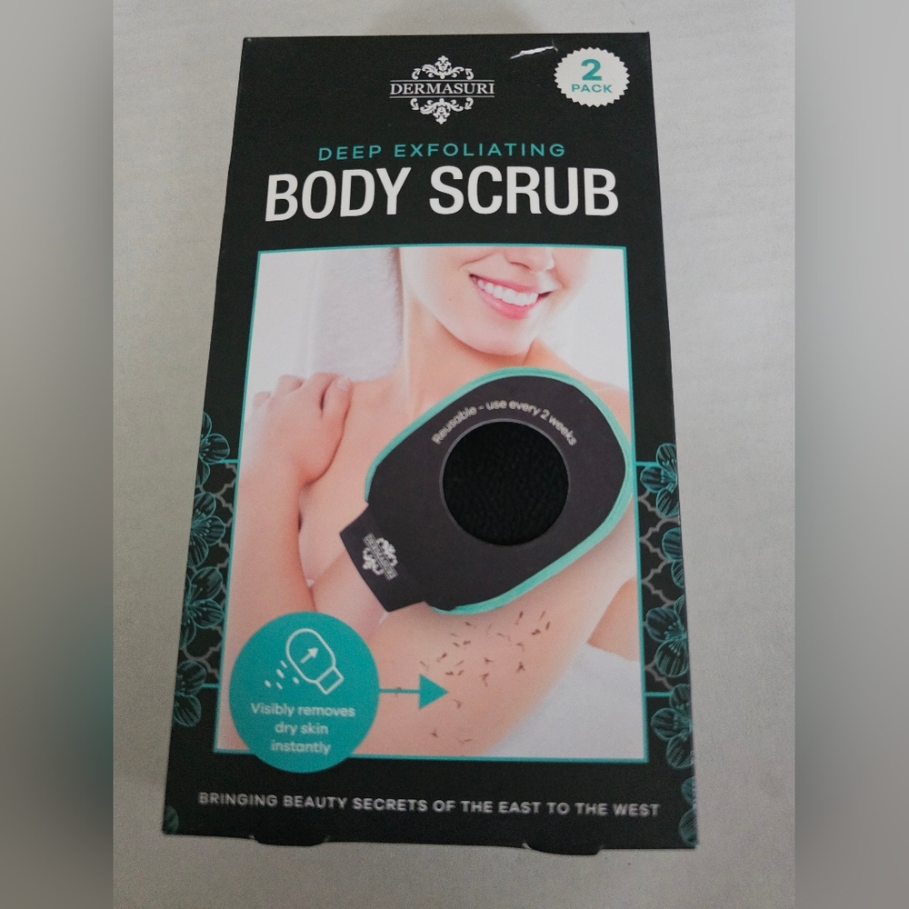 🌸Dermasuri Deep Body Scrub Exfoliating Mitt